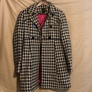Women’s peacoat
